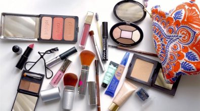 makeup-bag-essentials