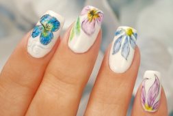 watercolor-nails-art-designs